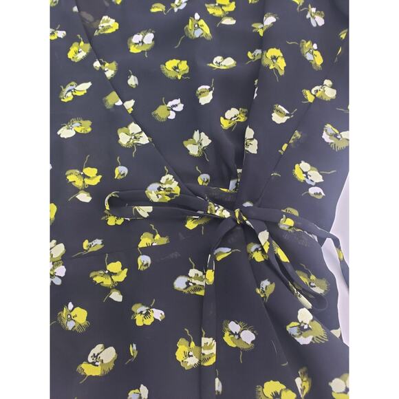 Banana Republic Black Floral Ruffle Faux Wrap Top sz XS Boho Whimsical Fairy - Picture 5 of 10